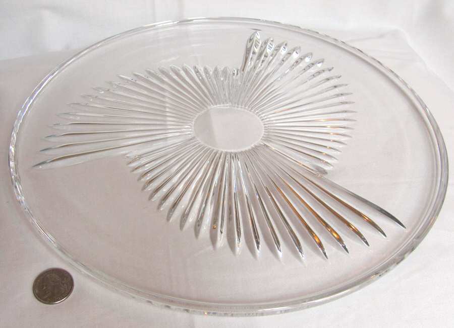 Staccato Under 13" Platter by Mikasa-1