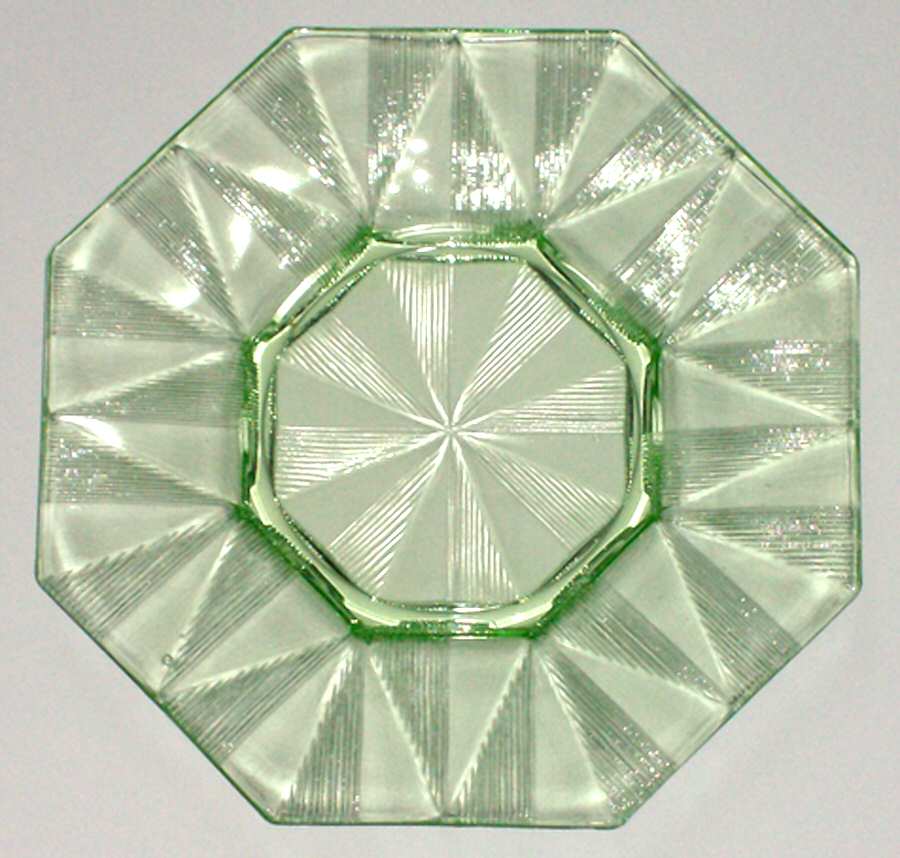 Tricia Green Luncheon Plate by McKee-1
