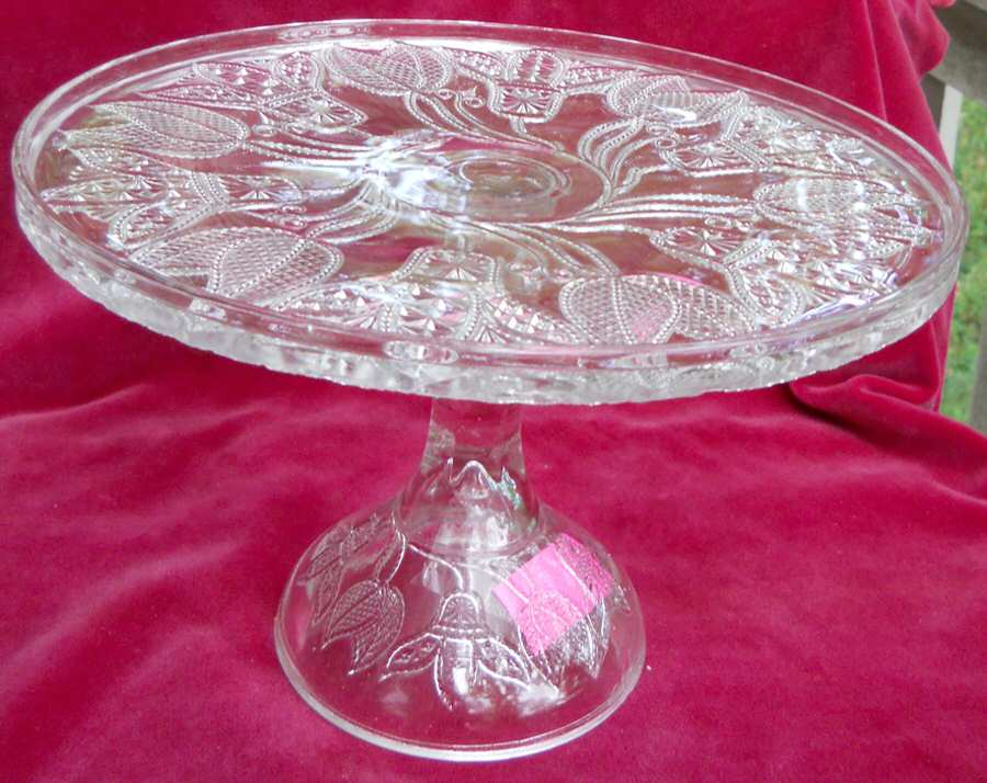 Beaded Tulip Cake Stand by McKee-1