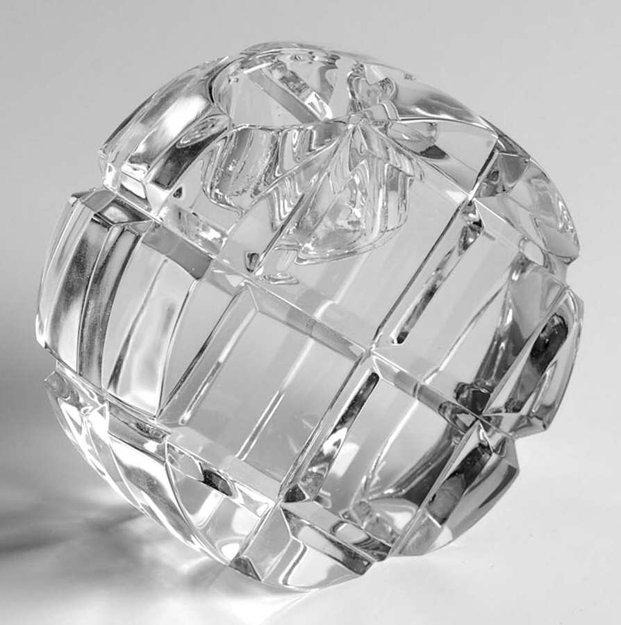 Diamonds (Giftware) Discus Candleholder by Mikasa-1