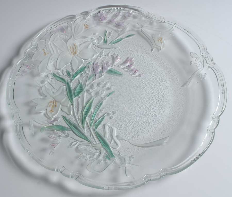 Perfection 14" Round Platter by Mikasa-1