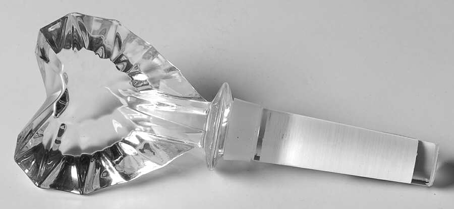 Venus Bottle Stopper by Mikasa-1