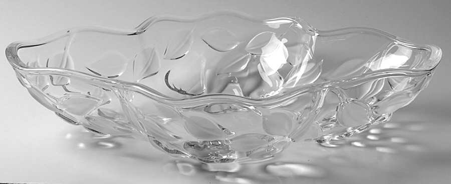 Garden Harvest Frost 15" Large Center Bowl by Mikasa-1