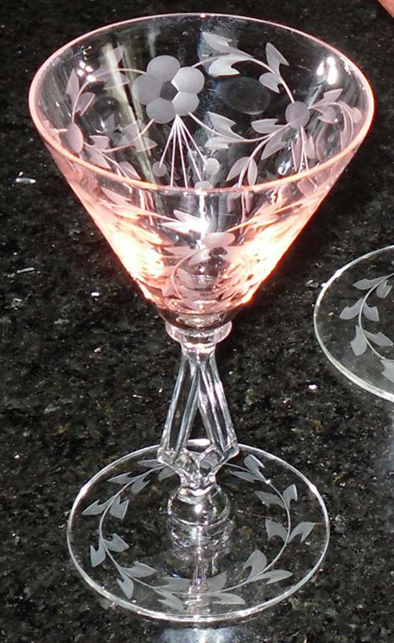 7640-1 Liquor Cocktail by Morgantown-1
