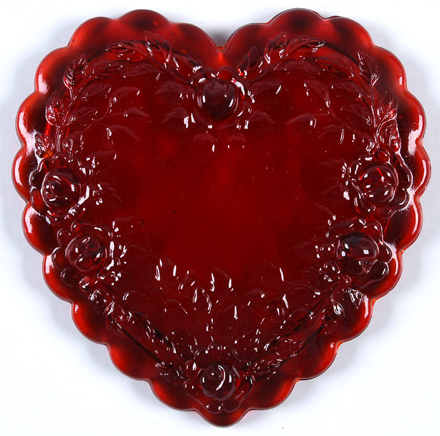 Ruby Red Lid for Small Heart Box by Mosser (Ohio)-1