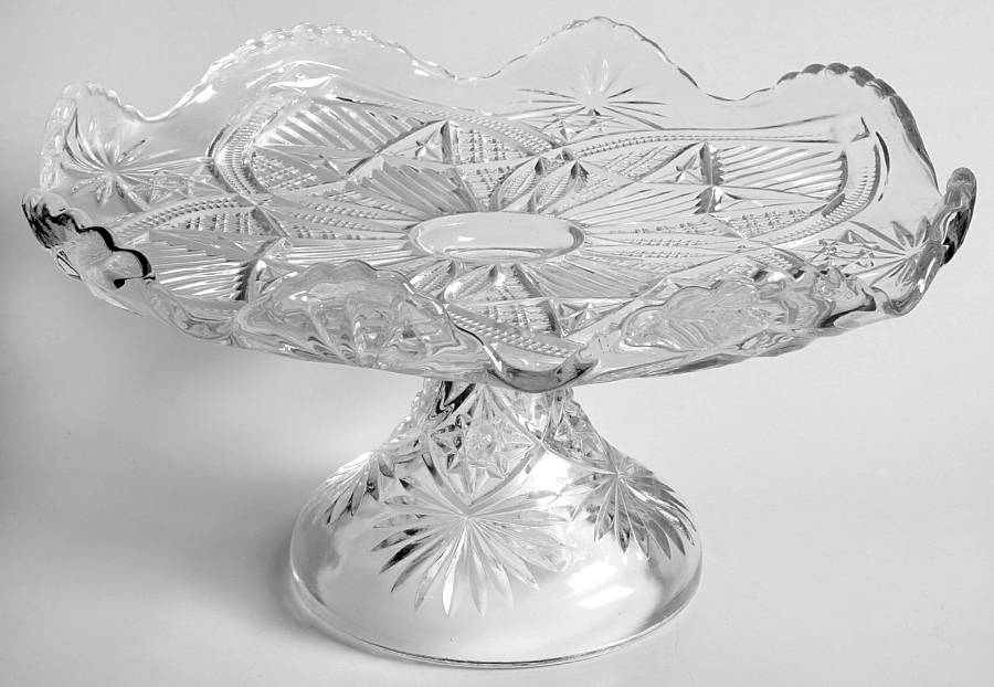 Squat Pineapple 8" Diameter Pedestal Cake Stand by McKee-1