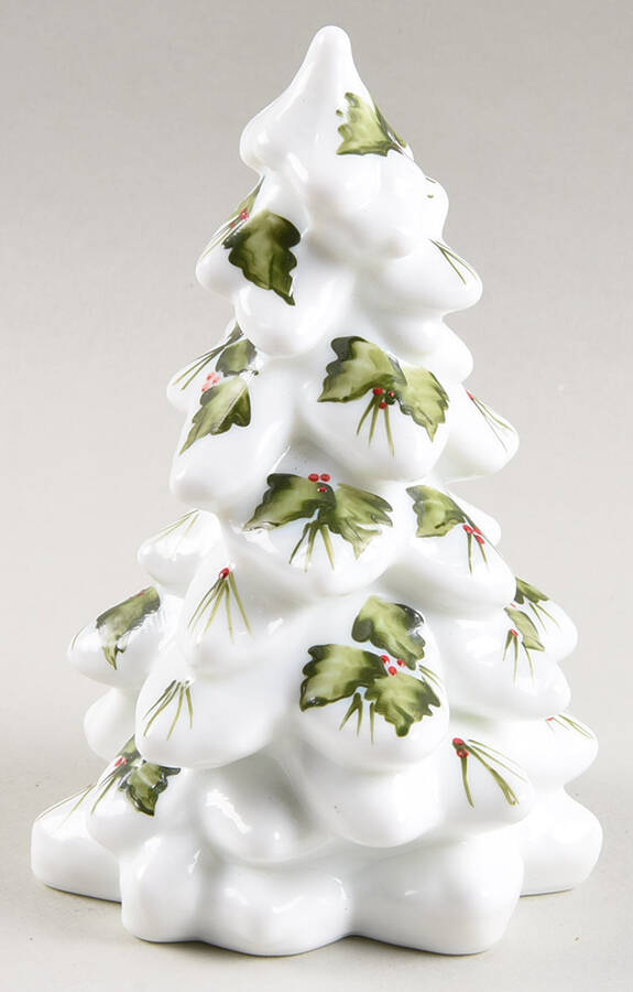 Holiday Animals & Figurines 5" Christmas Tree by Mosser (Ohio)-1