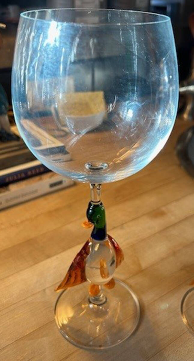 MUR26 Water Goblet by Murano Glass-1