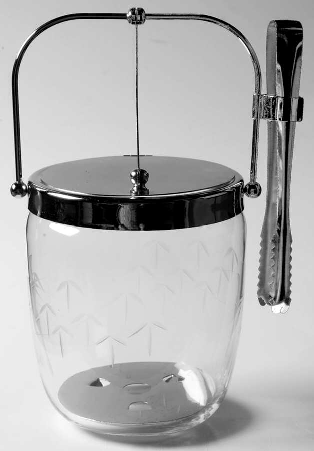Bamboo (Smooth Stem) Ice Bucket & Lid with Handle and Tongs by Noritake-1