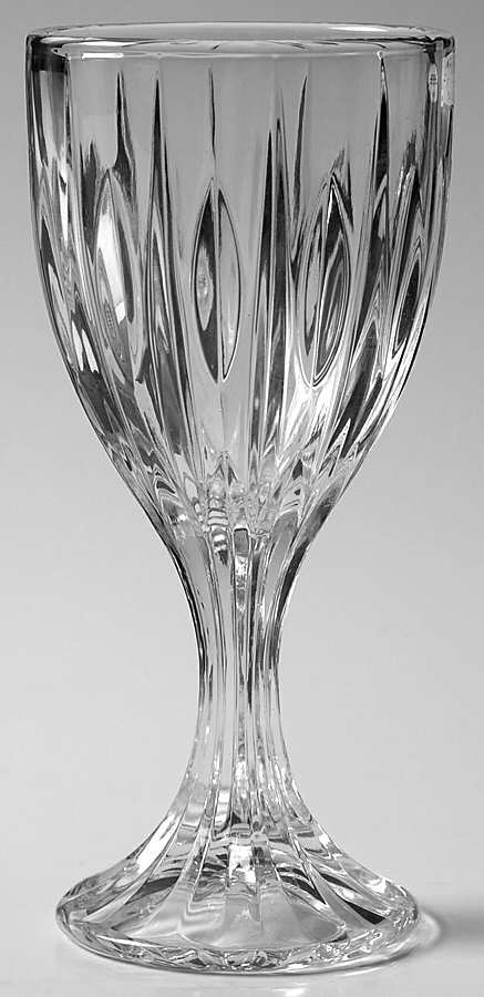Entree-Clear Wine Glass by Noritake-1