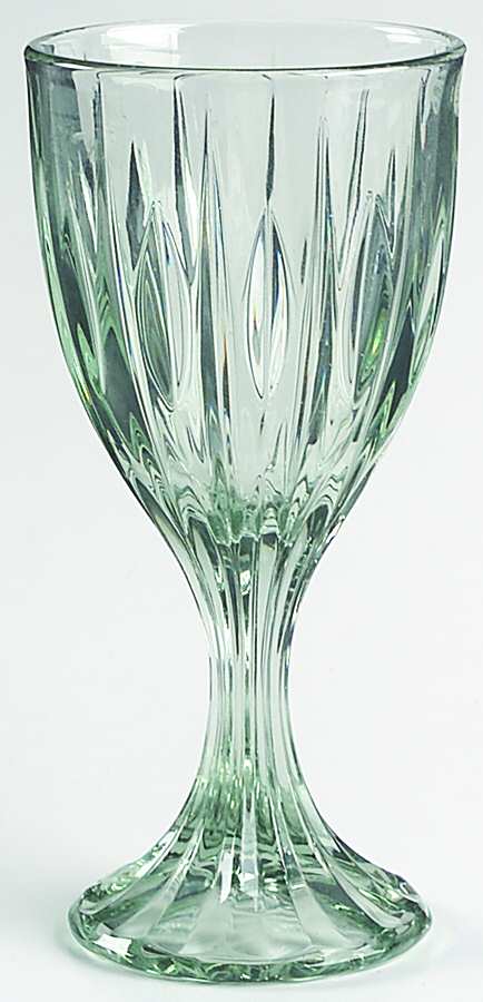 Entree-Green (Light) Wine Glass by Noritake-1