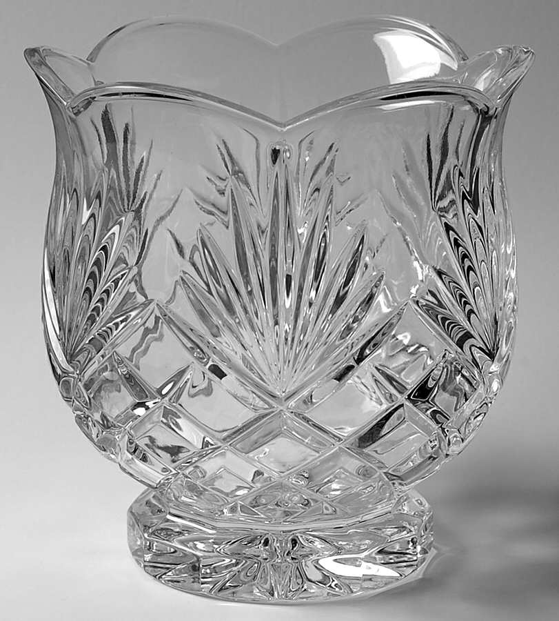 Hampton Hall Medium Cachepot by Noritake-1