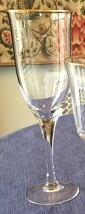 Heritage-Clear (Gold Trim) Fluted Champagne by Noritake-1