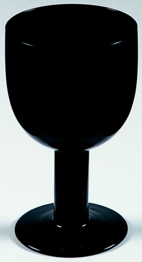 Novus-Black Wine Glass by Noritake-1