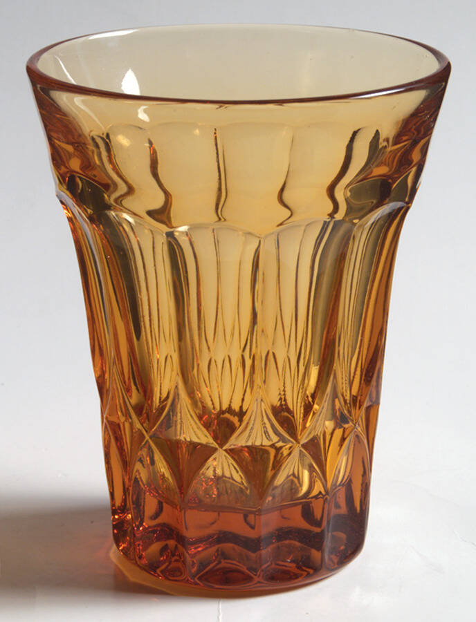 Perspective-Amber 10 Oz Flat Tumbler by Noritake-1