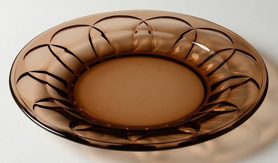 Perspective-Brown Luncheon Plate by Noritake-1