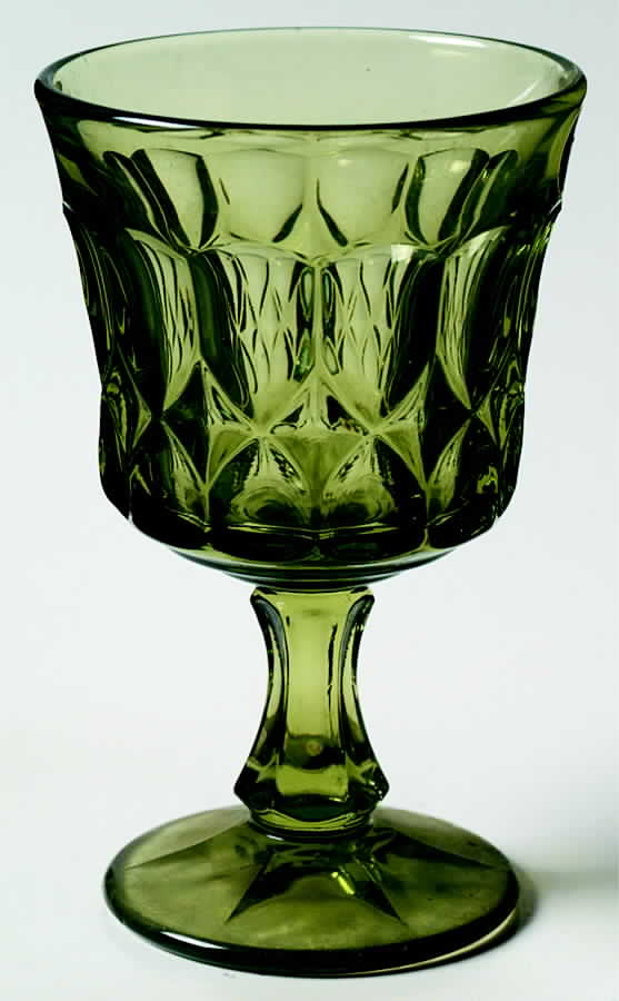 Perspective-Green Wine Glass by Noritake-1