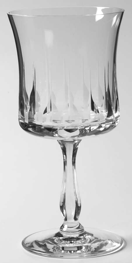 Rondo Wine Glass by Noritake-1