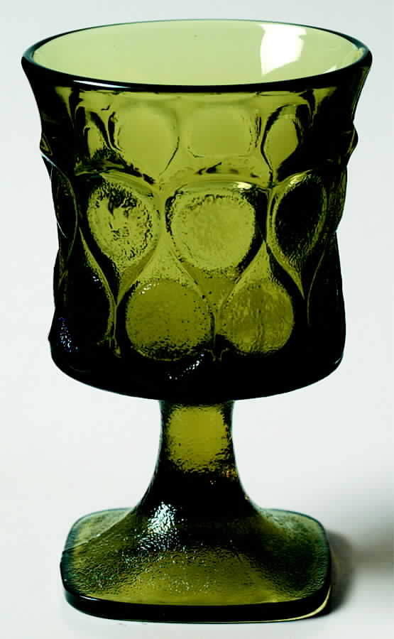 Spotlight-Olive Green Wine Glass by Noritake-1