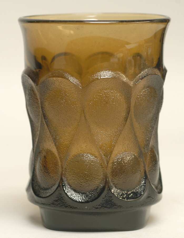Spotlight-Antique Gold Flat Tumbler by Noritake-1