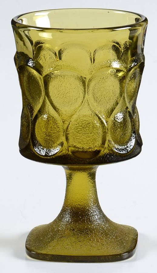 Spotlight-Antique Gold Wine Glass by Noritake-1