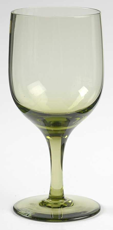 Viewpoint Green Wine Glass by Noritake-1