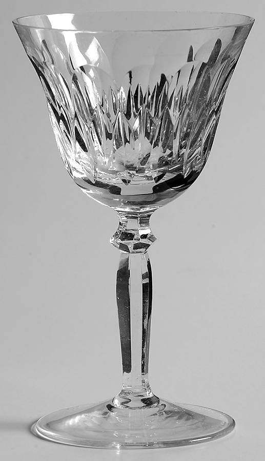 Dora Wine Glass by Nachtmann-1
