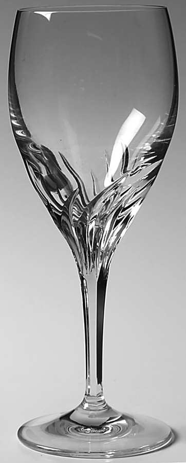 Yvonne Burgundy Wine by Nachtmann-1