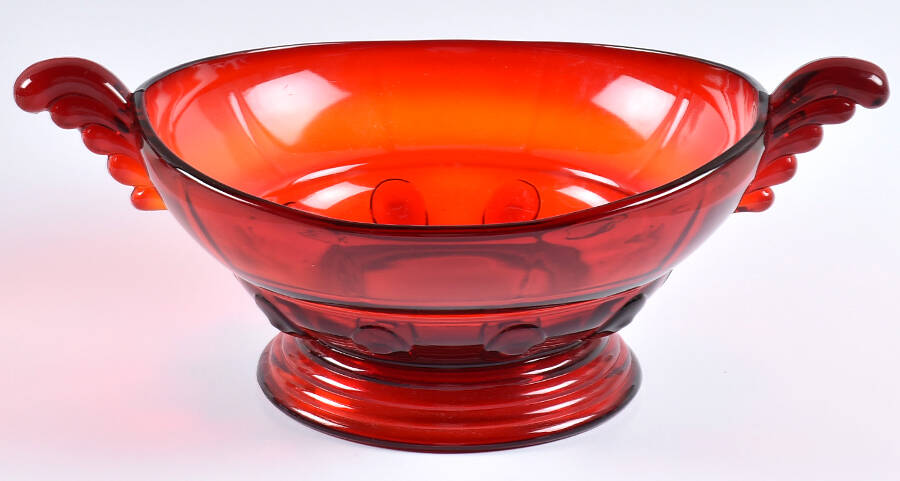 Moondrops-Ruby Console Bowl by New Martinsville-1