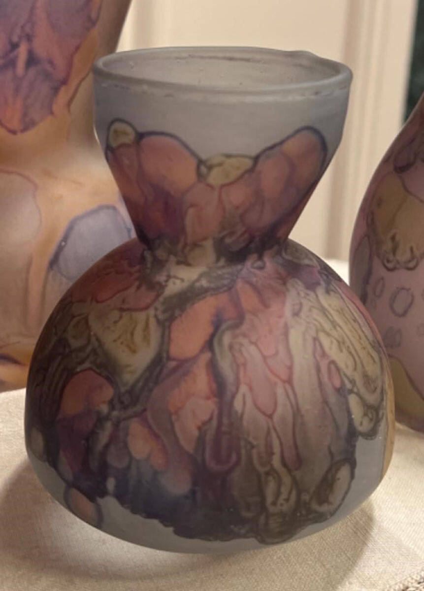 Rueven 4" Flower Vase by Nouveau Art Glass -1