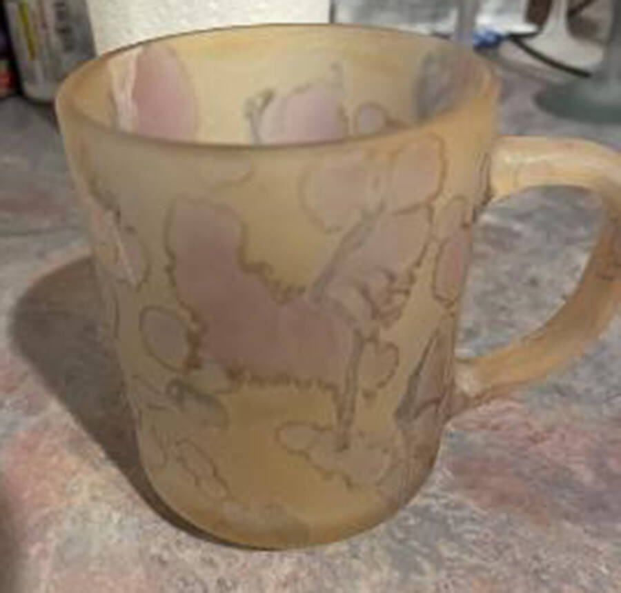 Rueven Mug by Nouveau Art Glass -1
