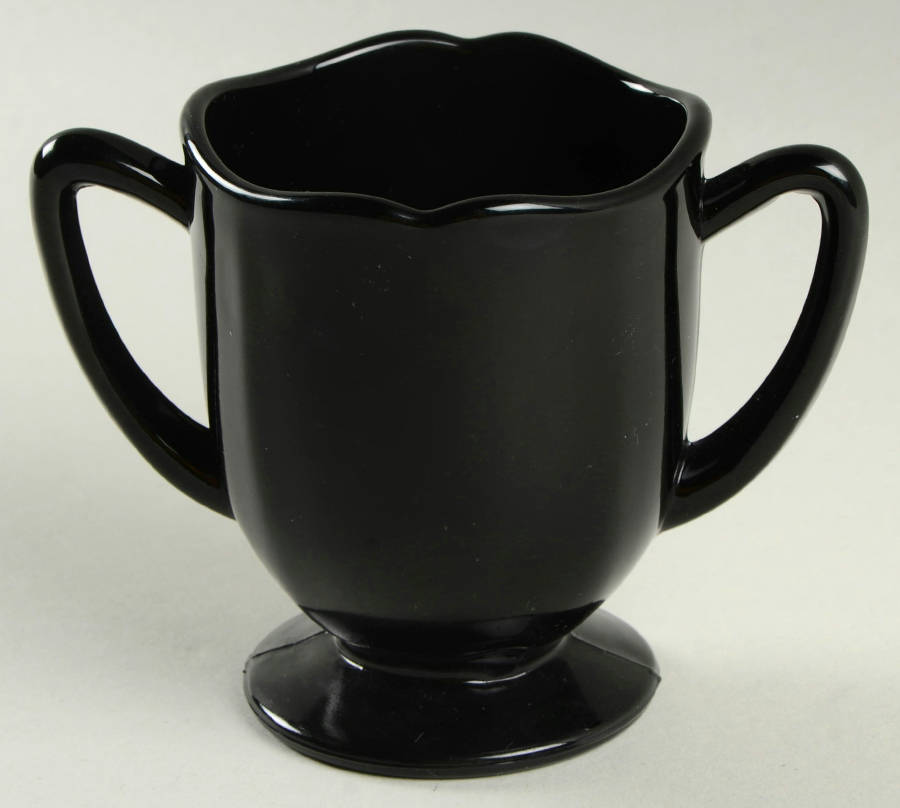Fancy Square-Black Open Sugar by New Martinsville-1