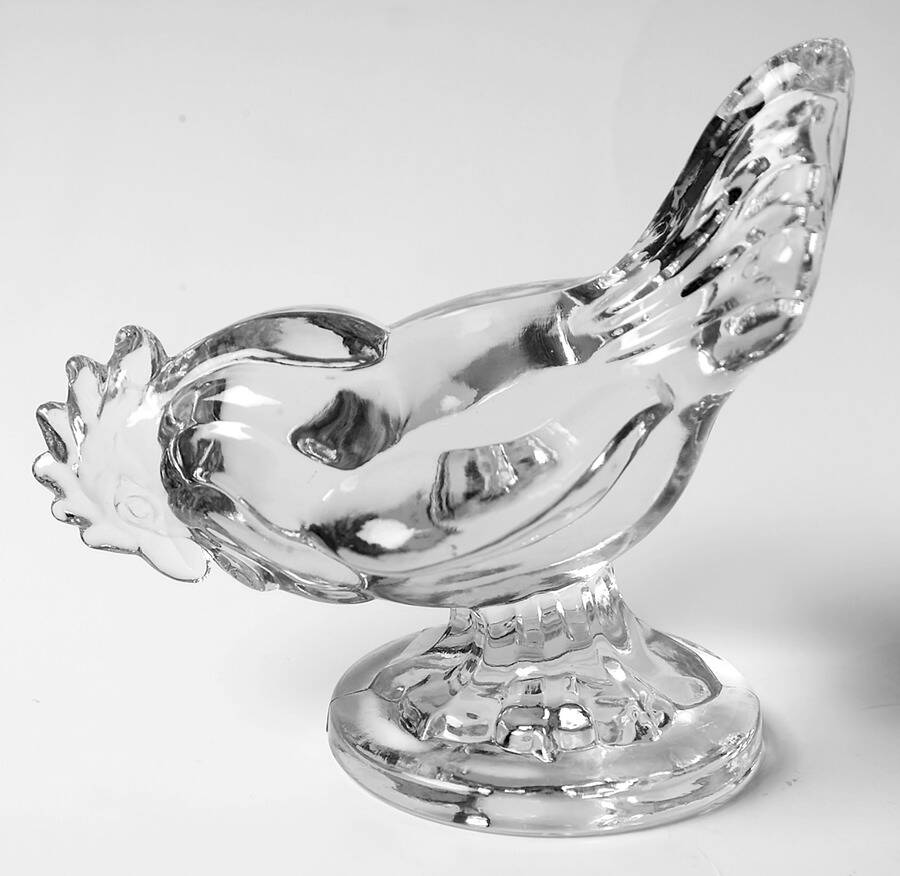 Animals & Figurines #669 Hen by New Martinsville-1