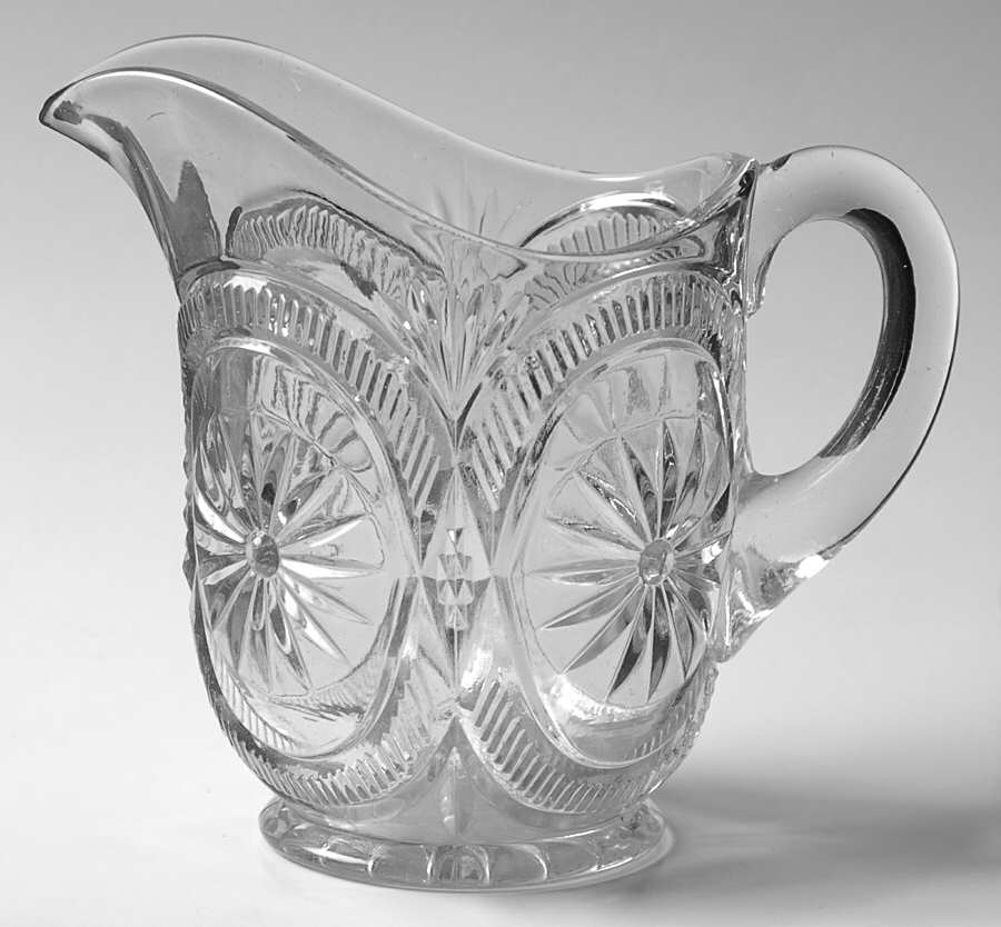 Pleated Medallion Creamer by New Martinsville-1