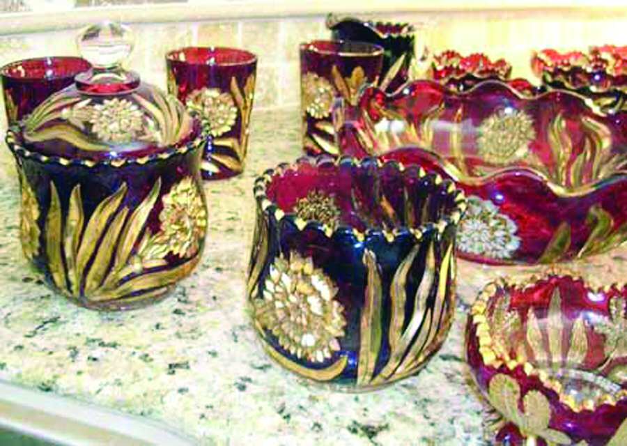 Carnation-Ruby Flash Sugar Bowl & Lid by New Martinsville-1