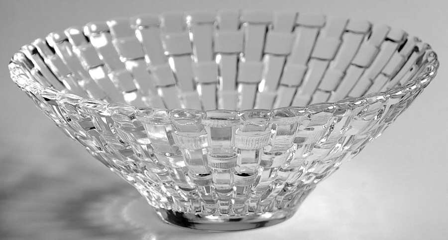 Dancing Stars-Bossa Nova 6" V-Shape Bowl by Nachtmann-1