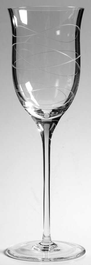 Motus Wine Glass by Nambe-1