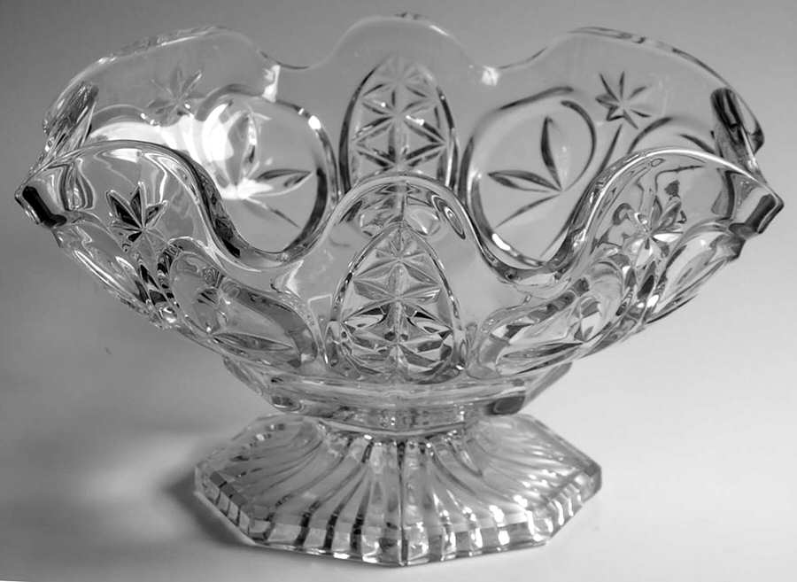 Leaf and Star-Clear Footed Crimped Bowl by New Martinsville-1