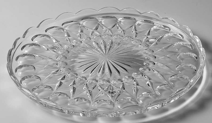 Anglia 12" 3-Toed Torte Plate by Nachtmann-1