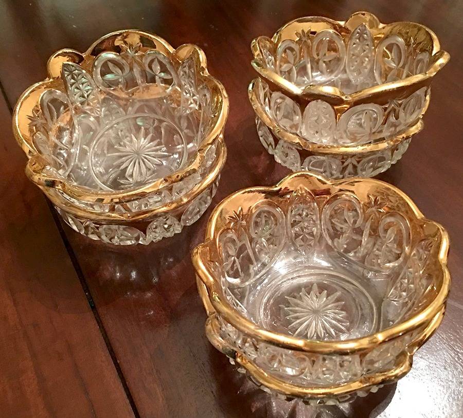 Leaf and Star-Gold Small Fruit Dessert Bowl by New Martinsville-1