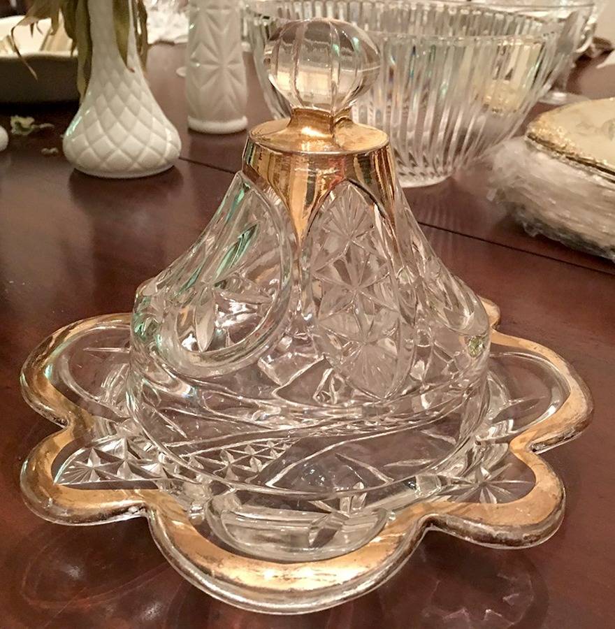 Leaf and Star-Gold Round Covered Butter by New Martinsville-1