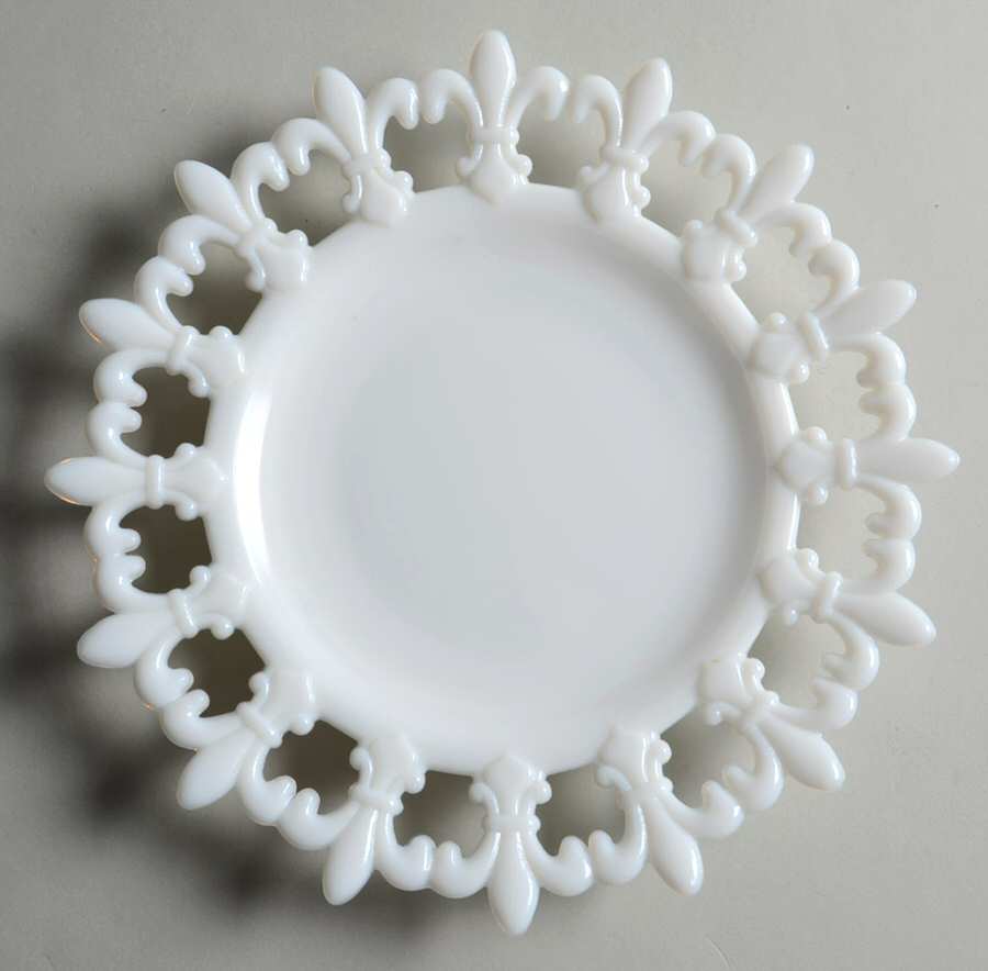 Fleur-De-Lis-Milkglass 7" Decorative Plate by New Martinsville-1
