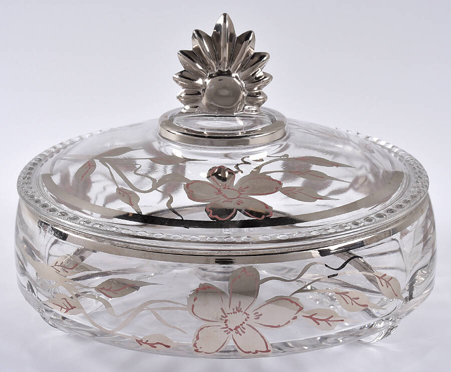 NEM11 3-Part Candy Dish with Lid by New Martinsville-1