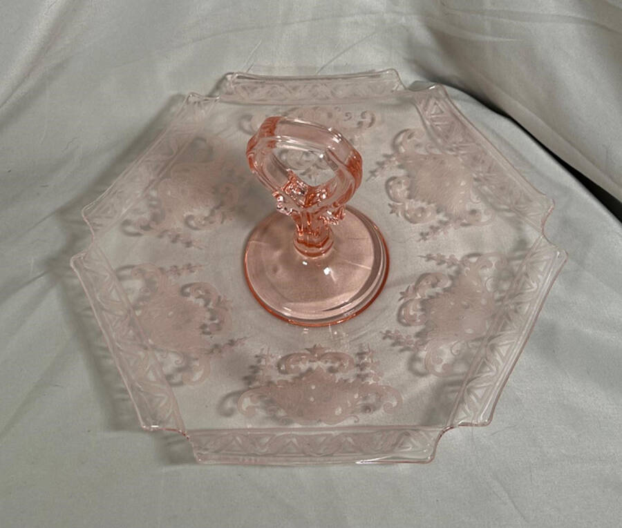Acanthus Center Handle Tray by New Martinsville-1