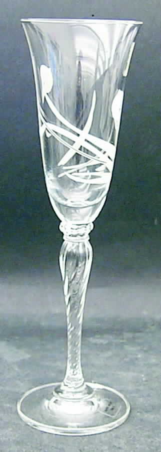 Calais Fluted Champagne by Oscar de la Renta-1