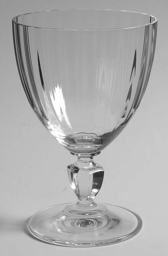 Chardonnay Wine Glass by Oscar de la Renta-1