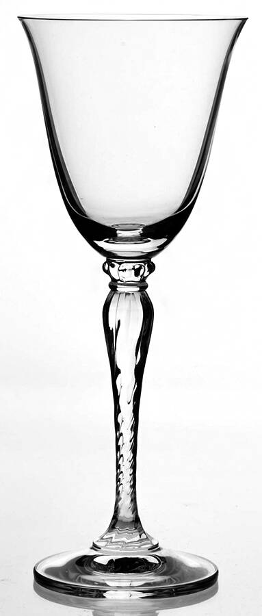 Lafayette Wine Glass by Oscar de la Renta-1