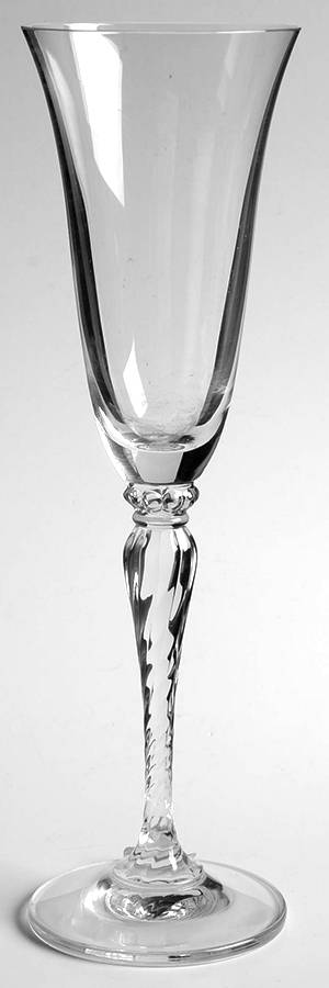 Lafayette Fluted Champagne by Oscar de la Renta-1
