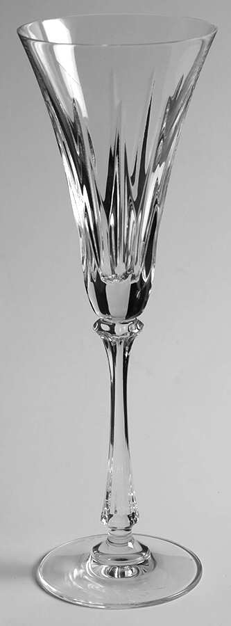 Tifton Fluted Champagne by Oscar de la Renta-1
