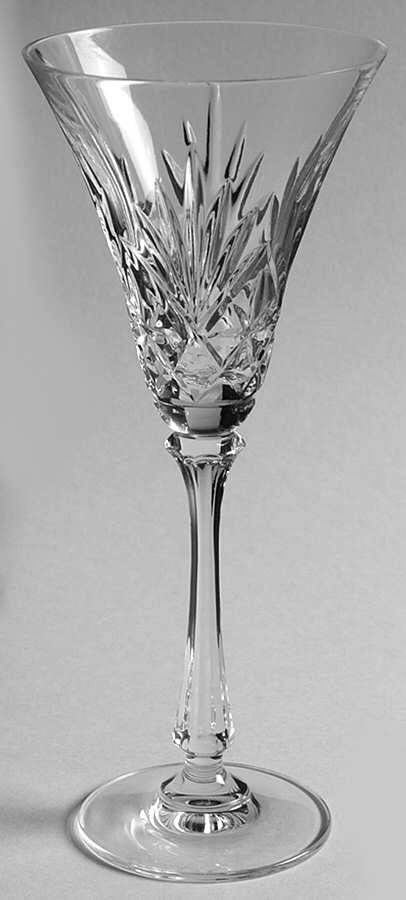 Waldorf Wine Glass by Oscar de la Renta-1